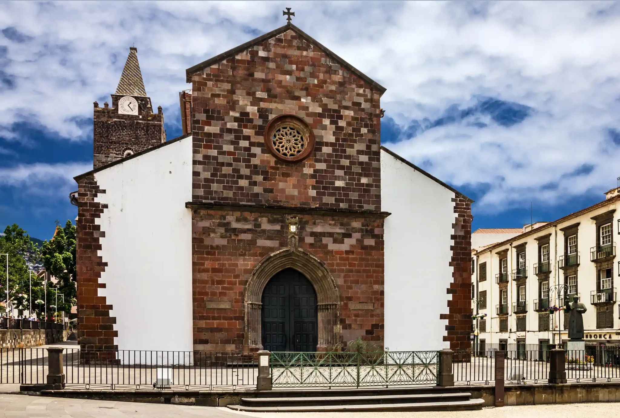 Funchal Cathedral one of the stops of the Hop-on Hop-off Bus experience by Carristur