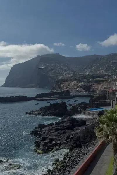 Private Câmara de Lobos Fishing Village Tour